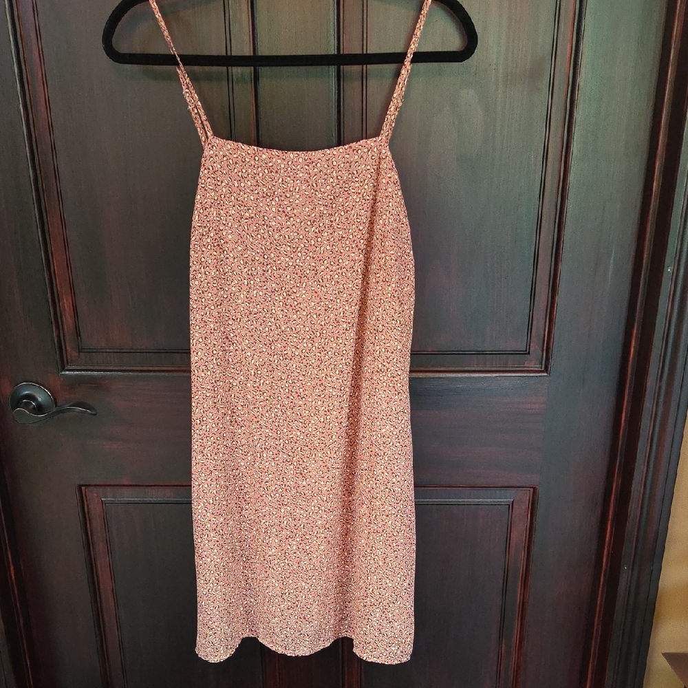 Chic Pink Floral Midi Dress
